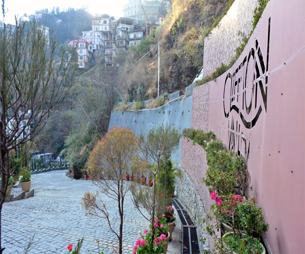 Shimla luxury resorts