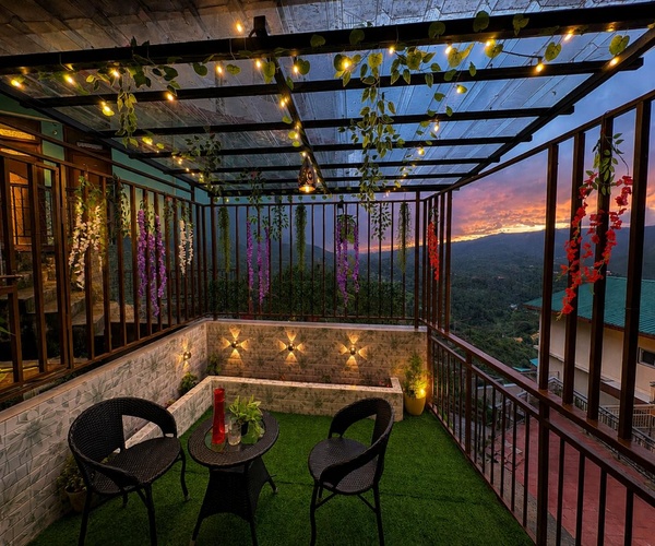 Shimla hotels with parking